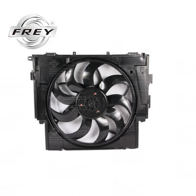 600W praktische de Motor Koeldelen 17418642161 van de Radiatorventilator voor BMW F10 F11 F18 525I