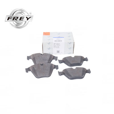 Best verkopende Frey auto-onderdelen voorremblok NAO OEM 34116850886 voor bmw F10 F11 in voorraad auto remonderdelen