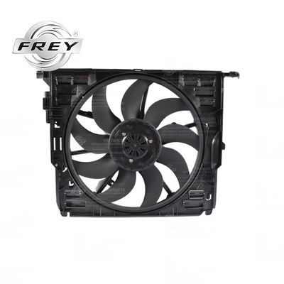 17427647652 de Radiatorventilator van motorkoelingsdelen voor BMW F01 F07 F10