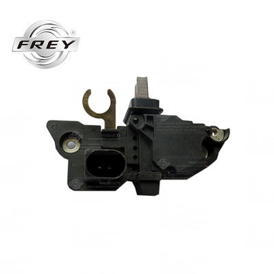 Auto Elektrovervangstukken 0031542406 van de alternatorregelgever voor Mercedes W163 W203
