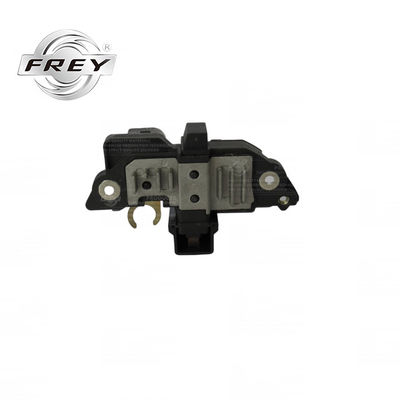 Auto Elektrovervangstukken 0031542406 van de alternatorregelgever voor Mercedes W163 W203